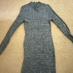Abercrombie & Fitch Women's Textured Gray Sweater